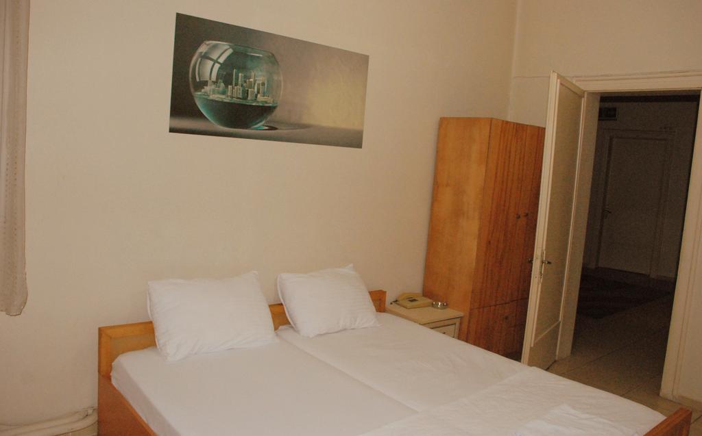 Caylan Hotel Esmirna Quarto foto